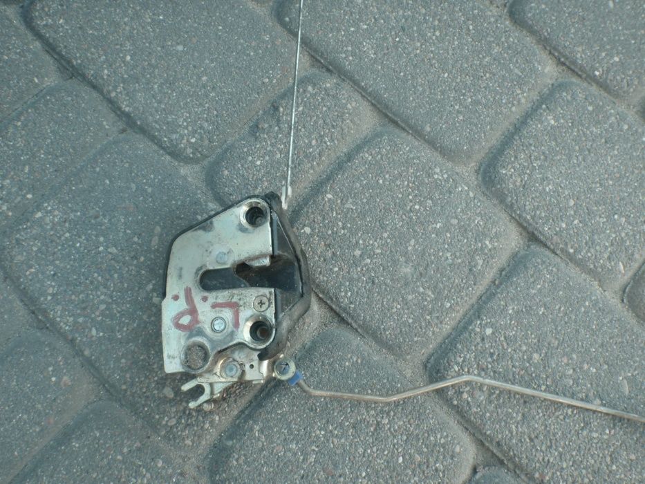 zamek drzwi mechanizm piaggio porter daihatsu