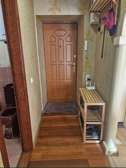 Продам 1 к. квартиру Гагарина Одесская Аэрокосмический кирпичный дом