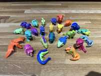 Kompletny zestaw Kinder Joy Dino