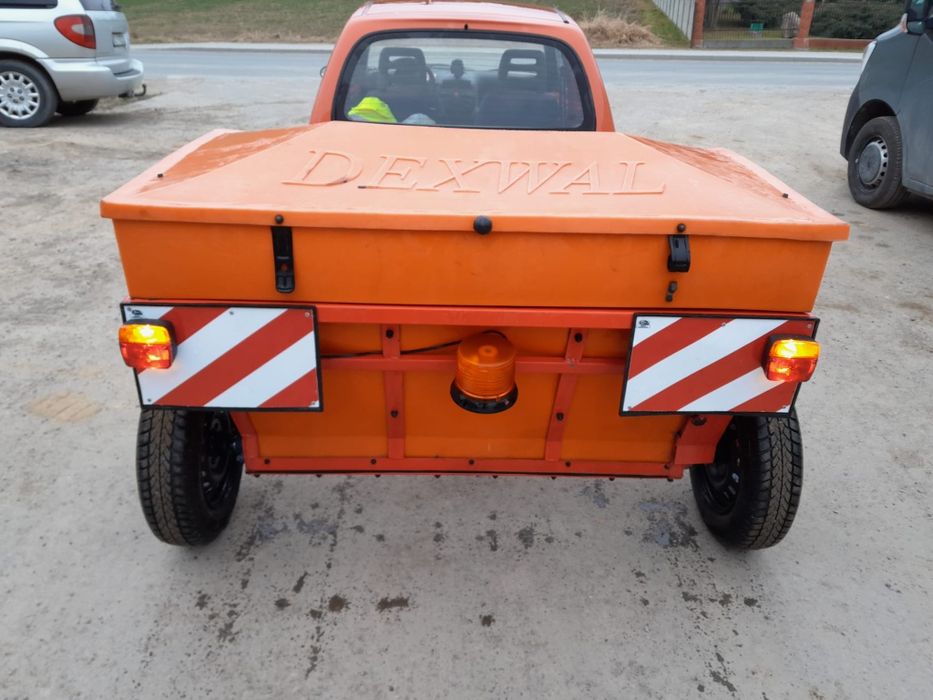 Siewnik piaskarka solarka dexwal do chodników i placów