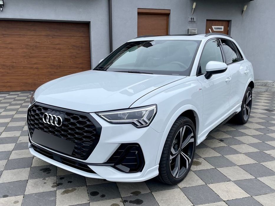 Audi Q3 45 TFSI 2024 Quattro, S-line, S-tronic, Bogate wyposażenie