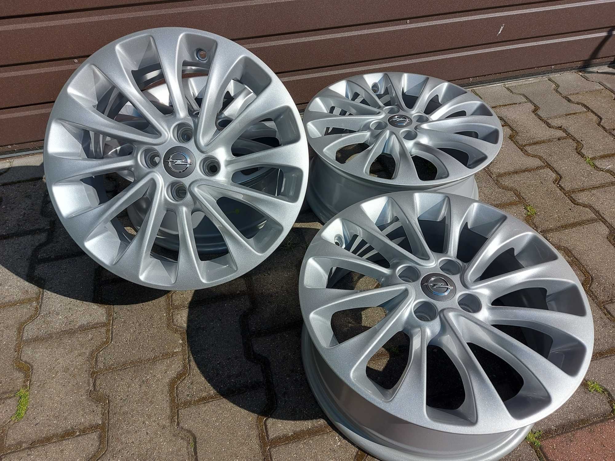 Felgi 16x6.5J / et40 / 4x100 Opel Corsa E, Adam, Astra, Meriva_Demo