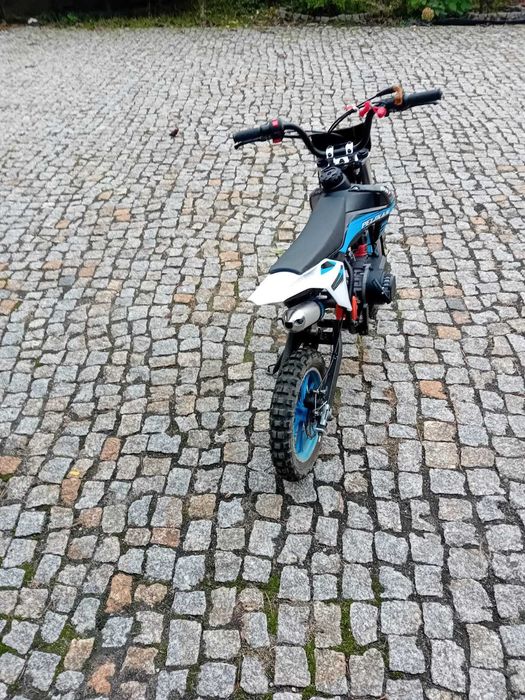Cross 50 elektryczny starter