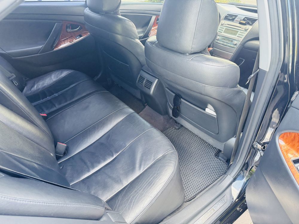 Продам Toyota Camry 2008 рік 3.5 газ/бензин в ідеальному стані!