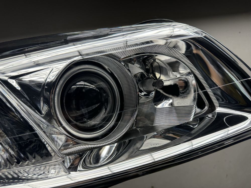 Prawa Lampa Opel Insignia A bi xenon skretny LED prawy reflektor
