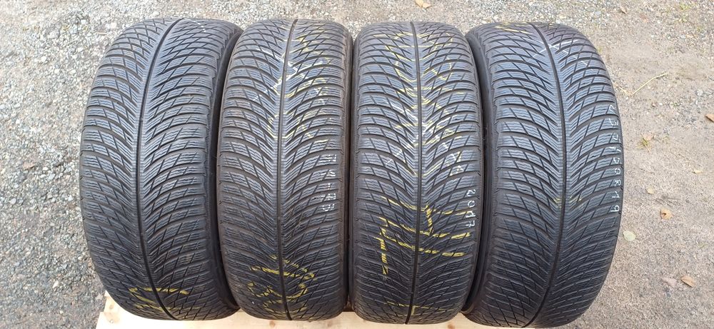 235/50R19 103H MICHELIN , komplet opon zimowych.