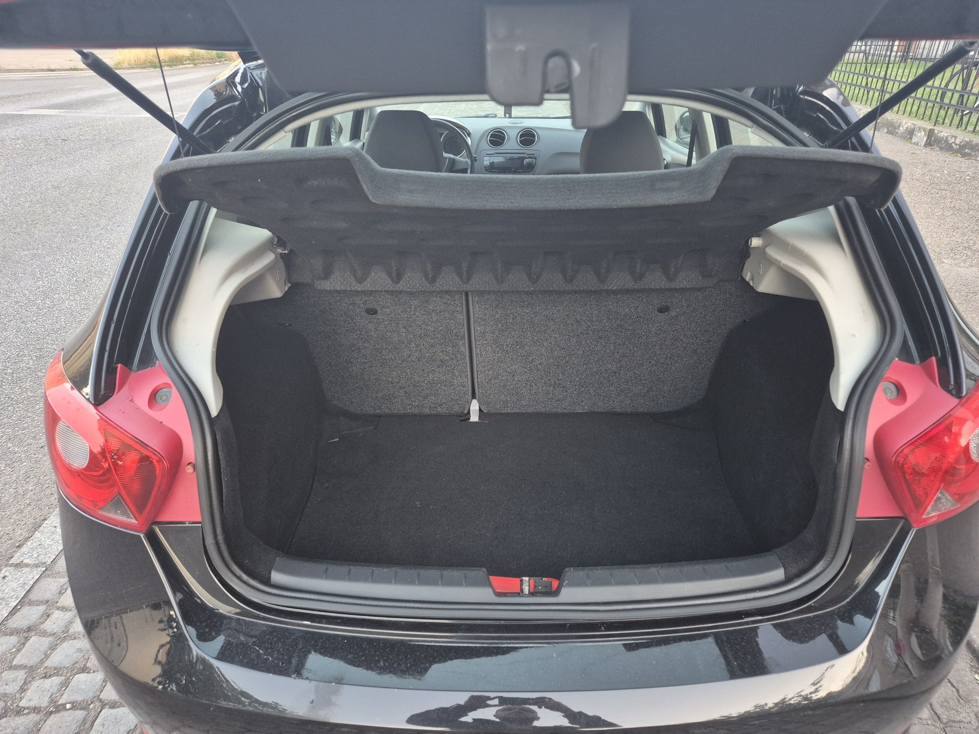 Seat Ibiza IV 1.4mpi 86KM 2009r zadbany z dobrym wyposazeniem