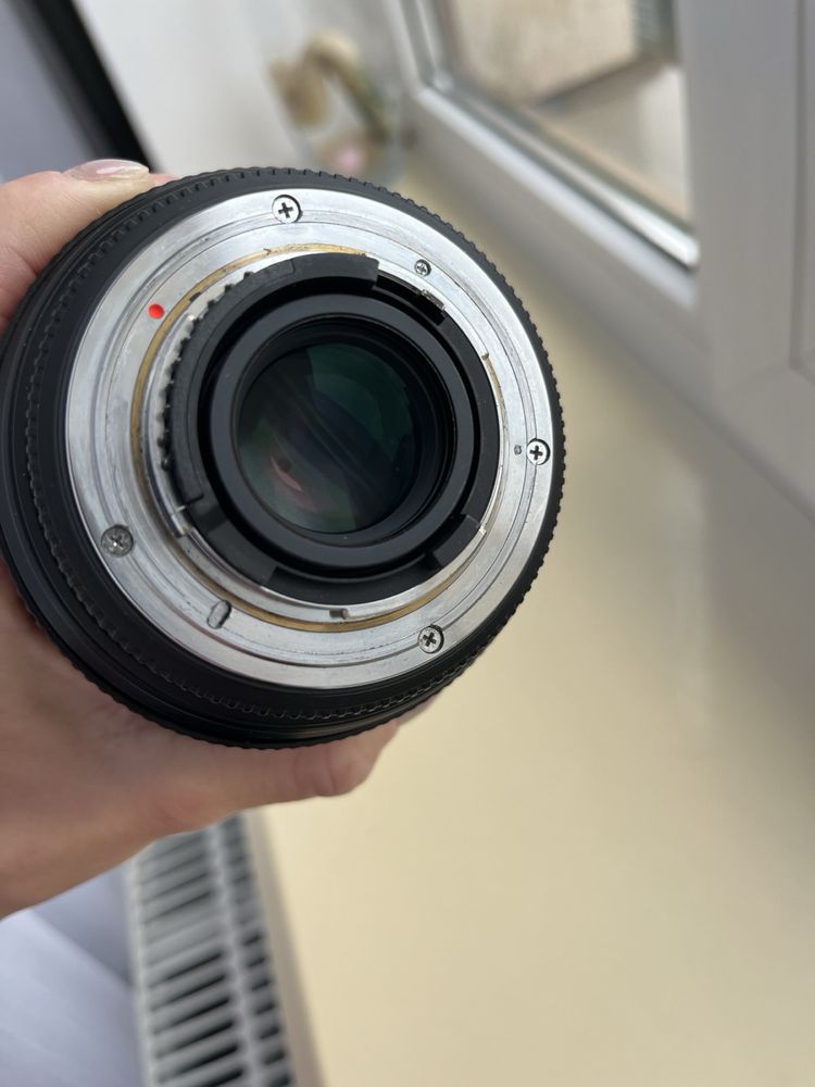 Обʼєктив Sigma 24-70mm f2,8 для Nikon