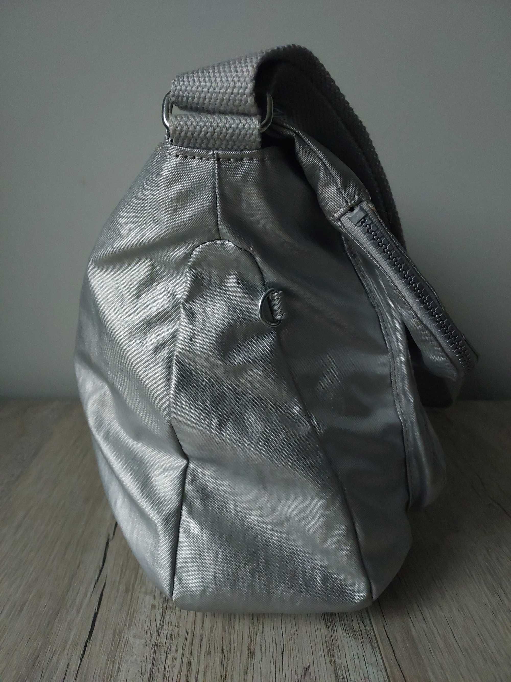 Сумка мессенджер Kipling Metallic Crossbody Bag