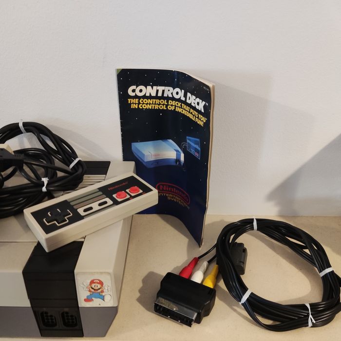 Consola Nintendo NES + acessórios - retro gaming