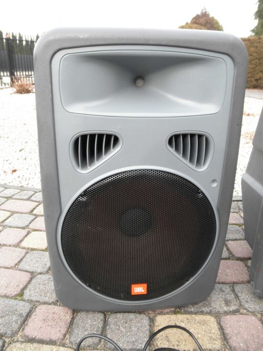 Kolumna aktywna JBL EON 15P.  Made in USA.