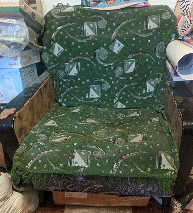 Продам диван и кресло