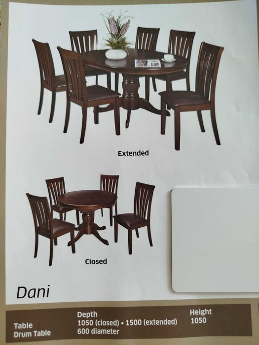 Mesa de Madeira com 6 cadeiras