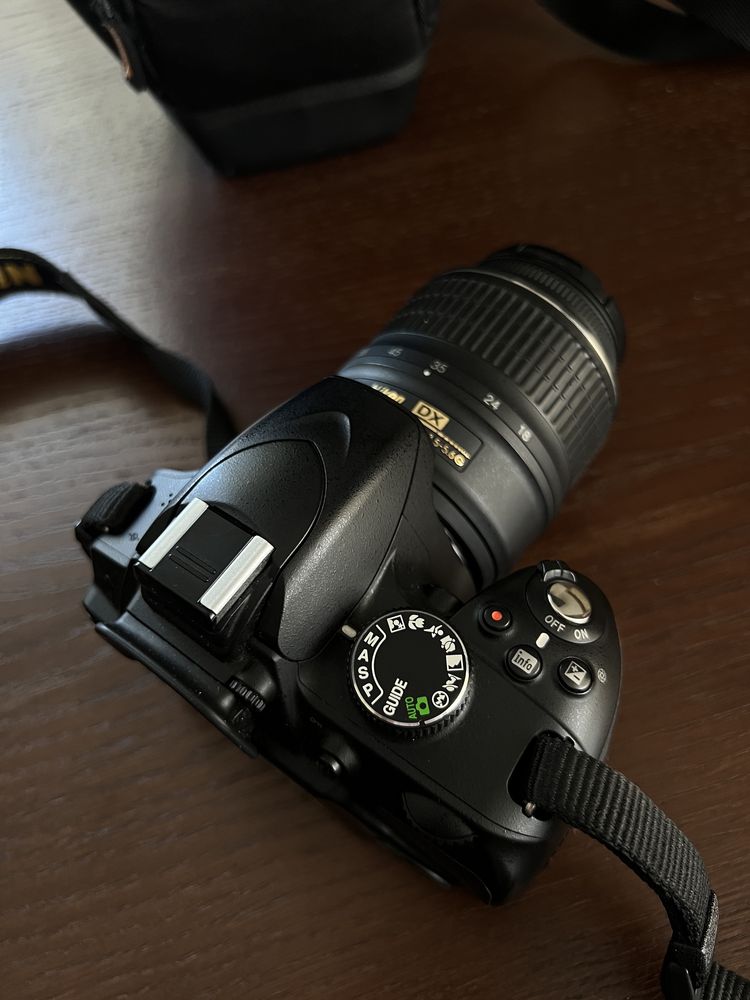 Nikon d3200 + kit 18-55 mm