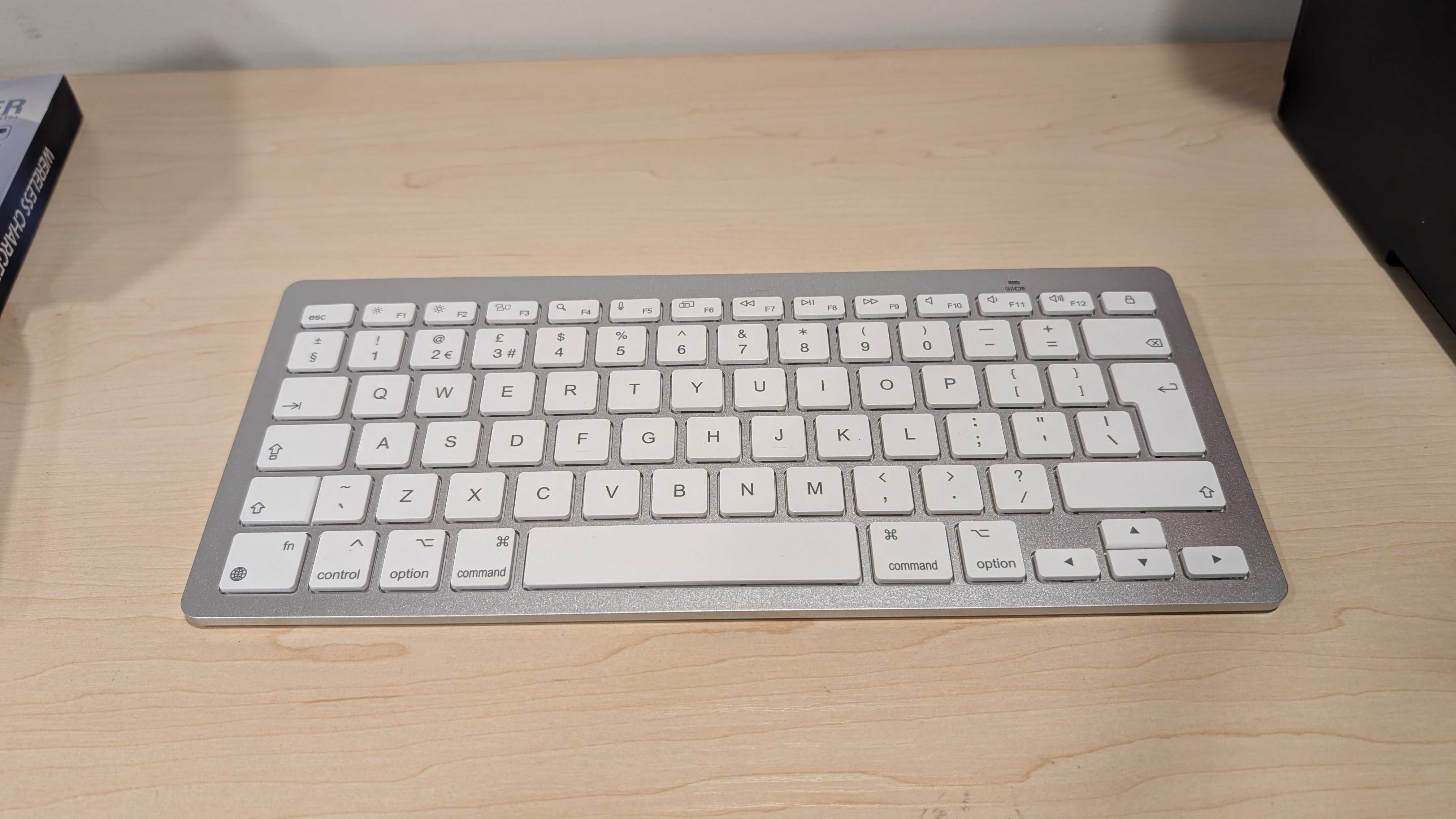 Omoton KB066 Klawiatura Bezprzewodowa