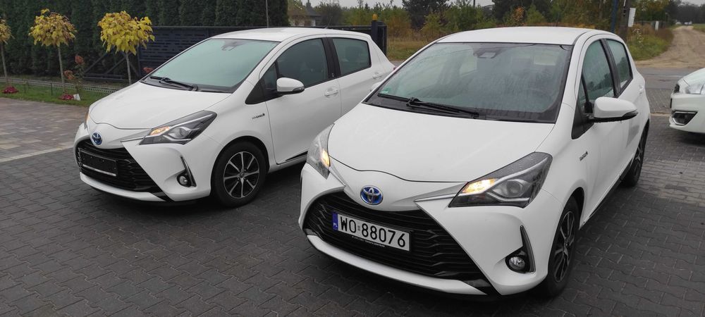 Toyota Yaris 1.5 Hybryd b. wyposaż,. bezwypad, super stan 69 tys. km