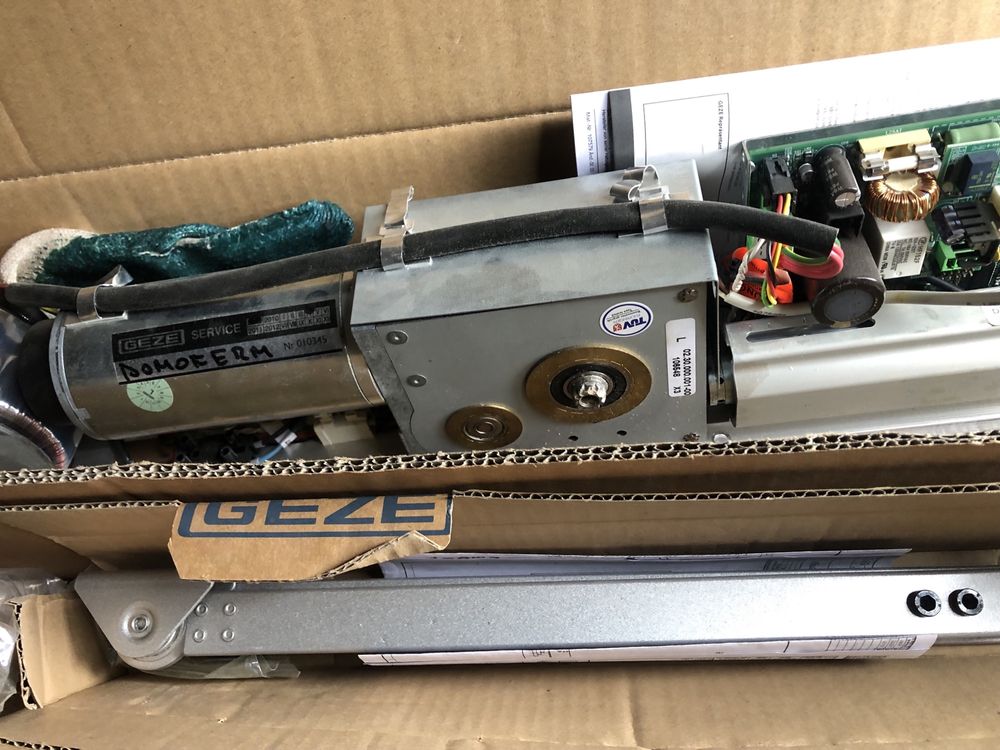 Geze Slildriver EMD naped drzwi