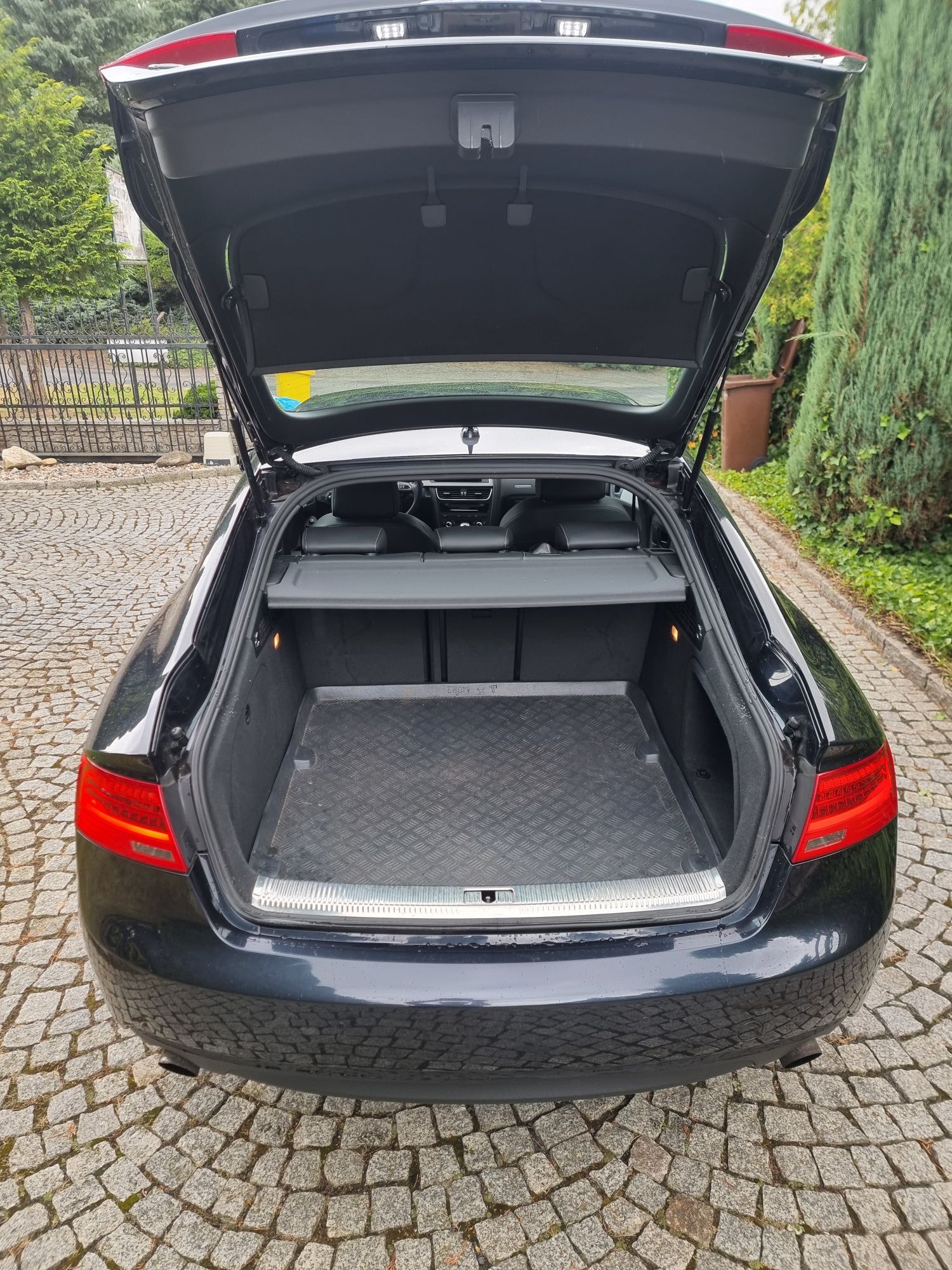 Audi A5 Sportback S-line quattro manual.
