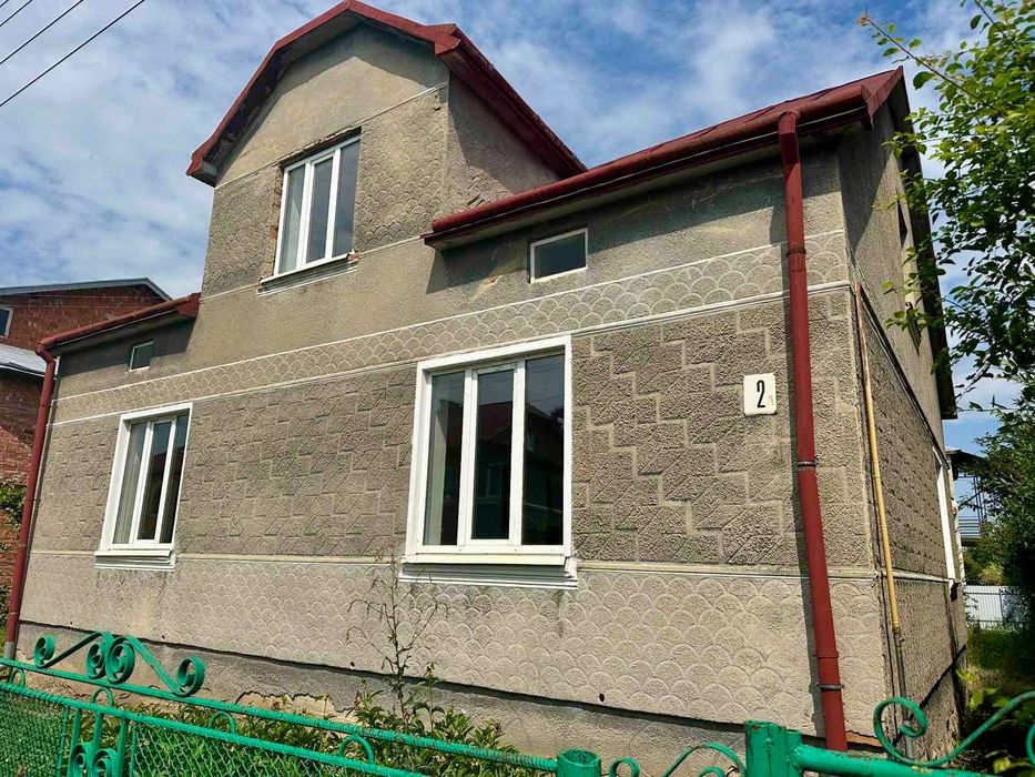 Продаж будинку Самбір центр