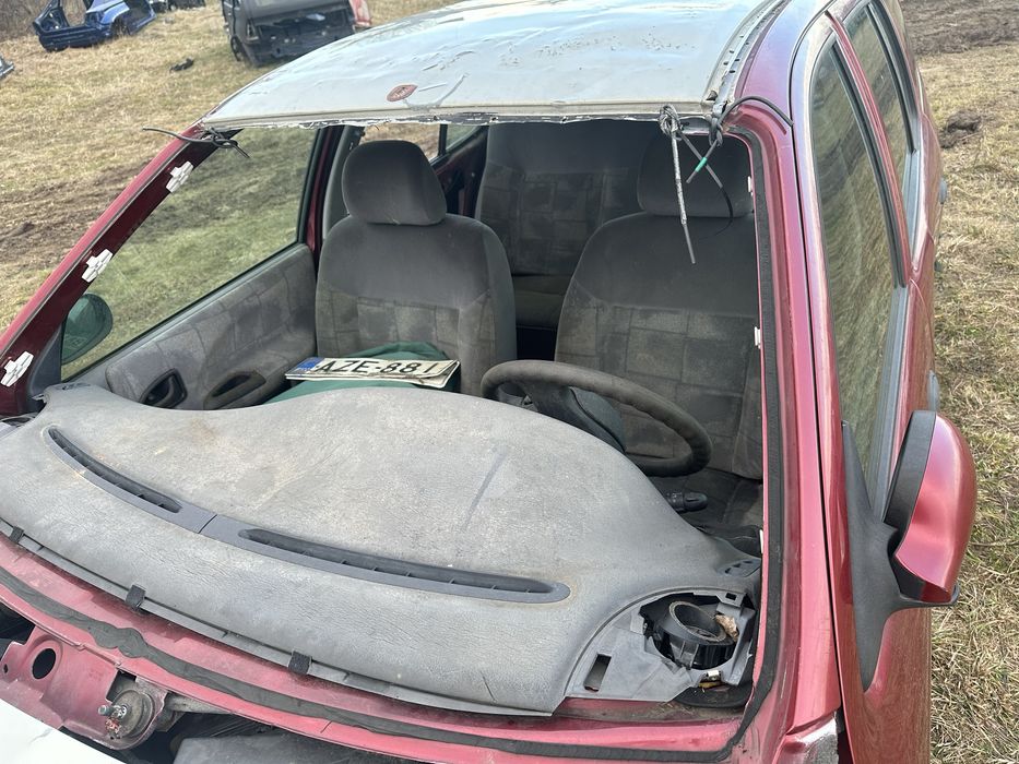 Renault Megane 2001 рік 1.9 дизель dci F9Q