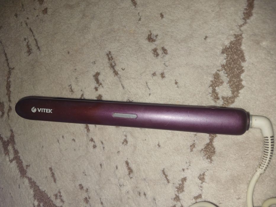 Недорого ! Випрямлювач vitek,  кераміка!