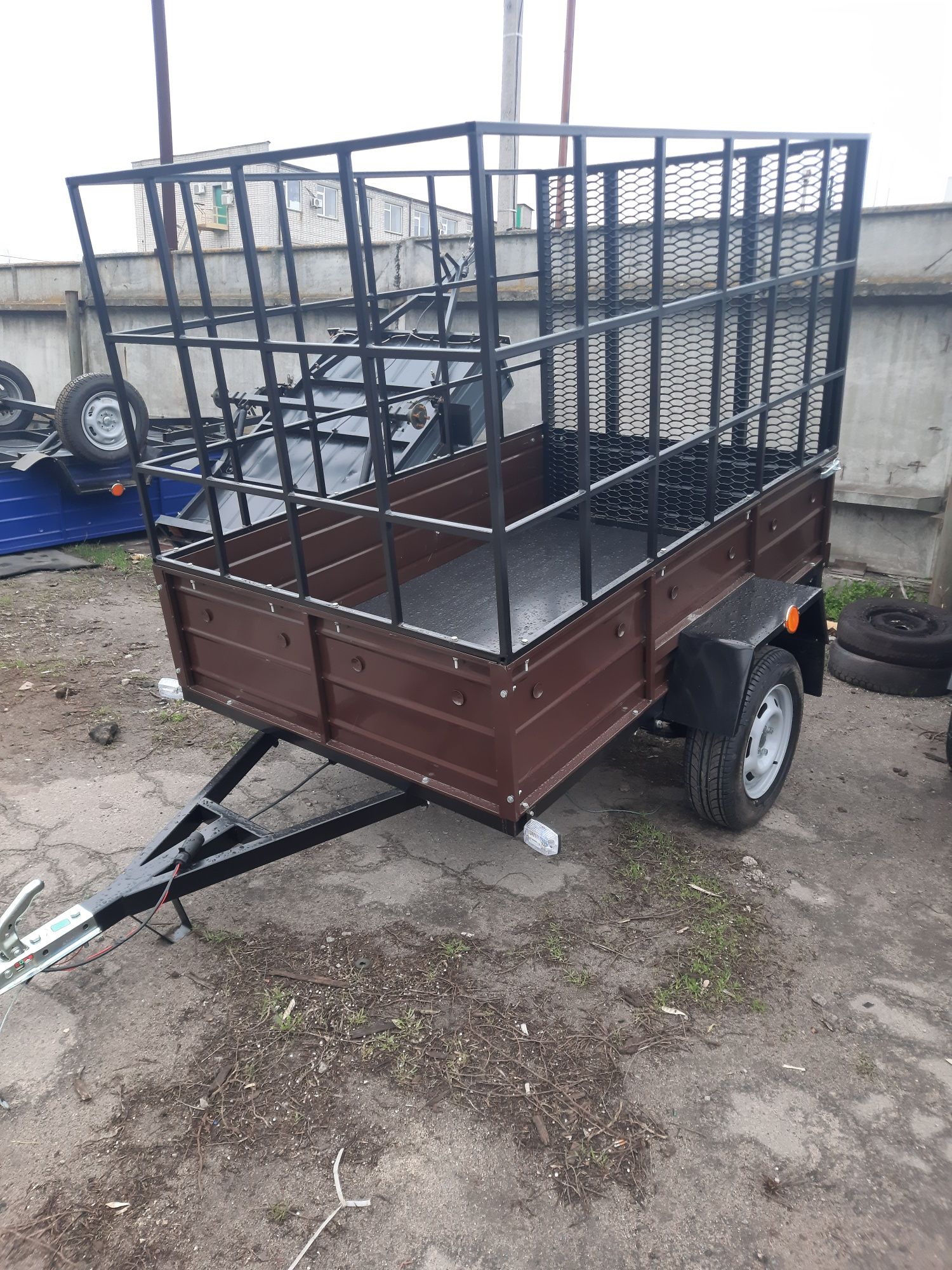 Причіп під скотовоз