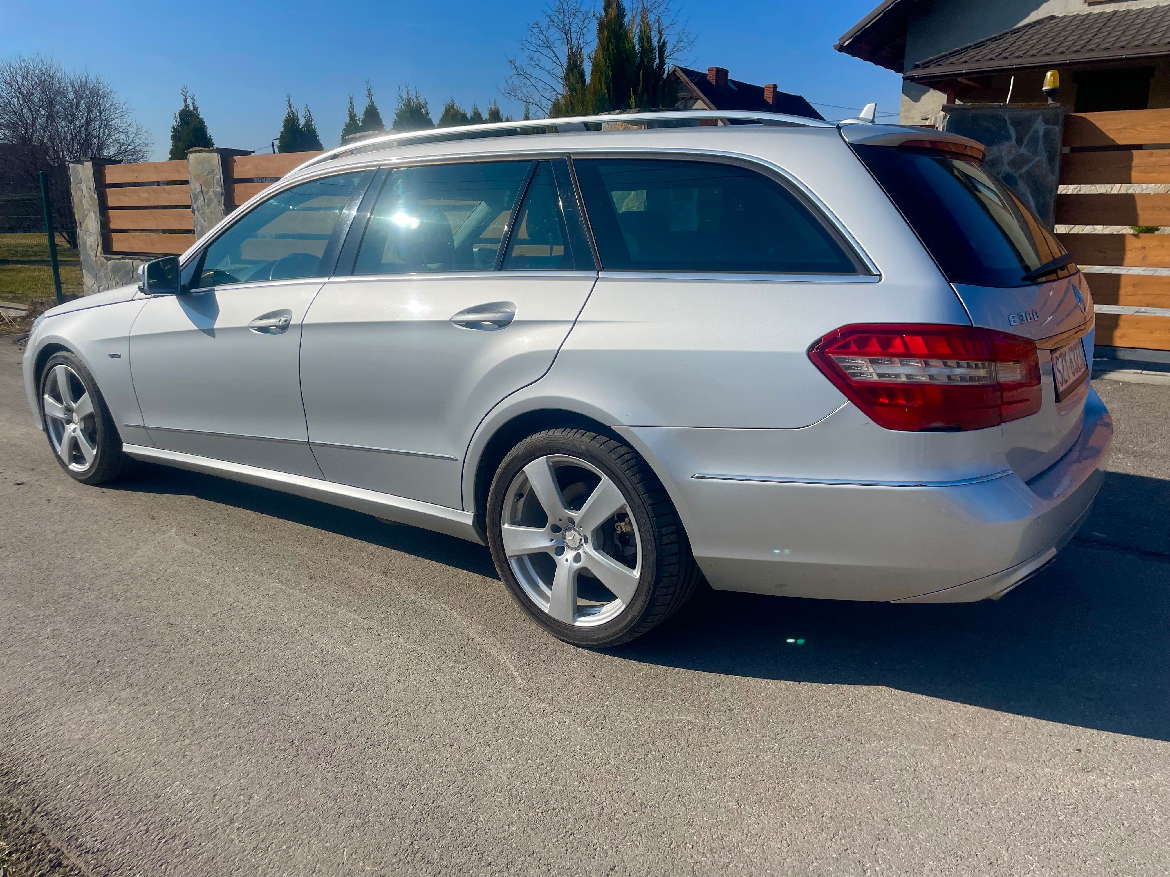 Mercedes-Benz Klasa E300 Avangarde