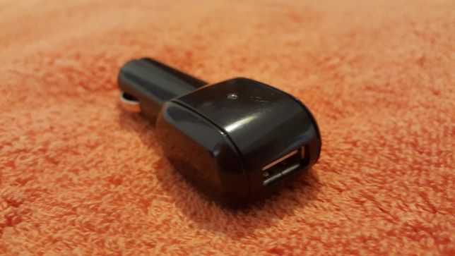 Carregador de Isqueiro Auto USB