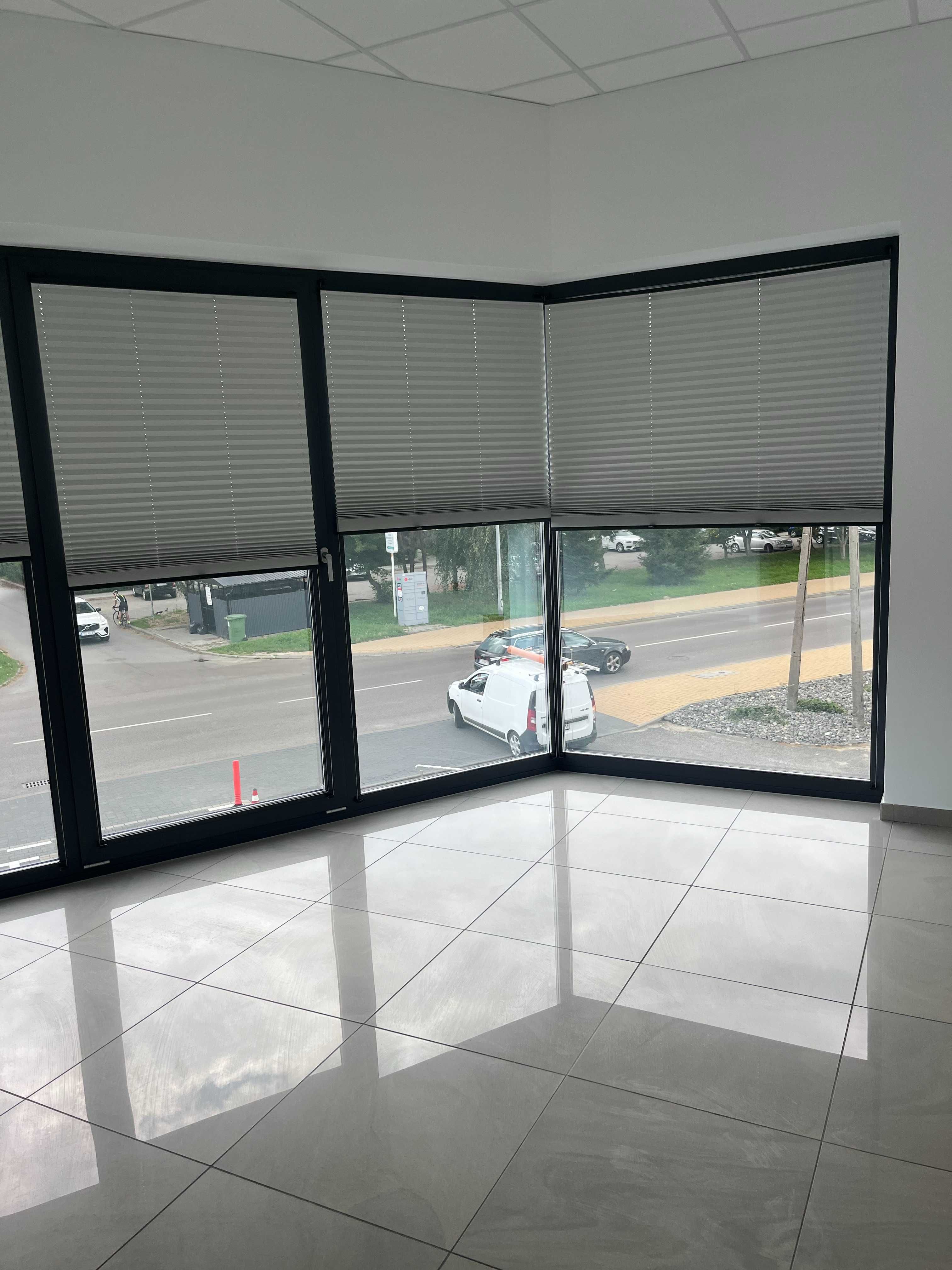 LOKAL 90 m2- podzielony