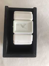 Nixon Vega Analógico Feminino - branco