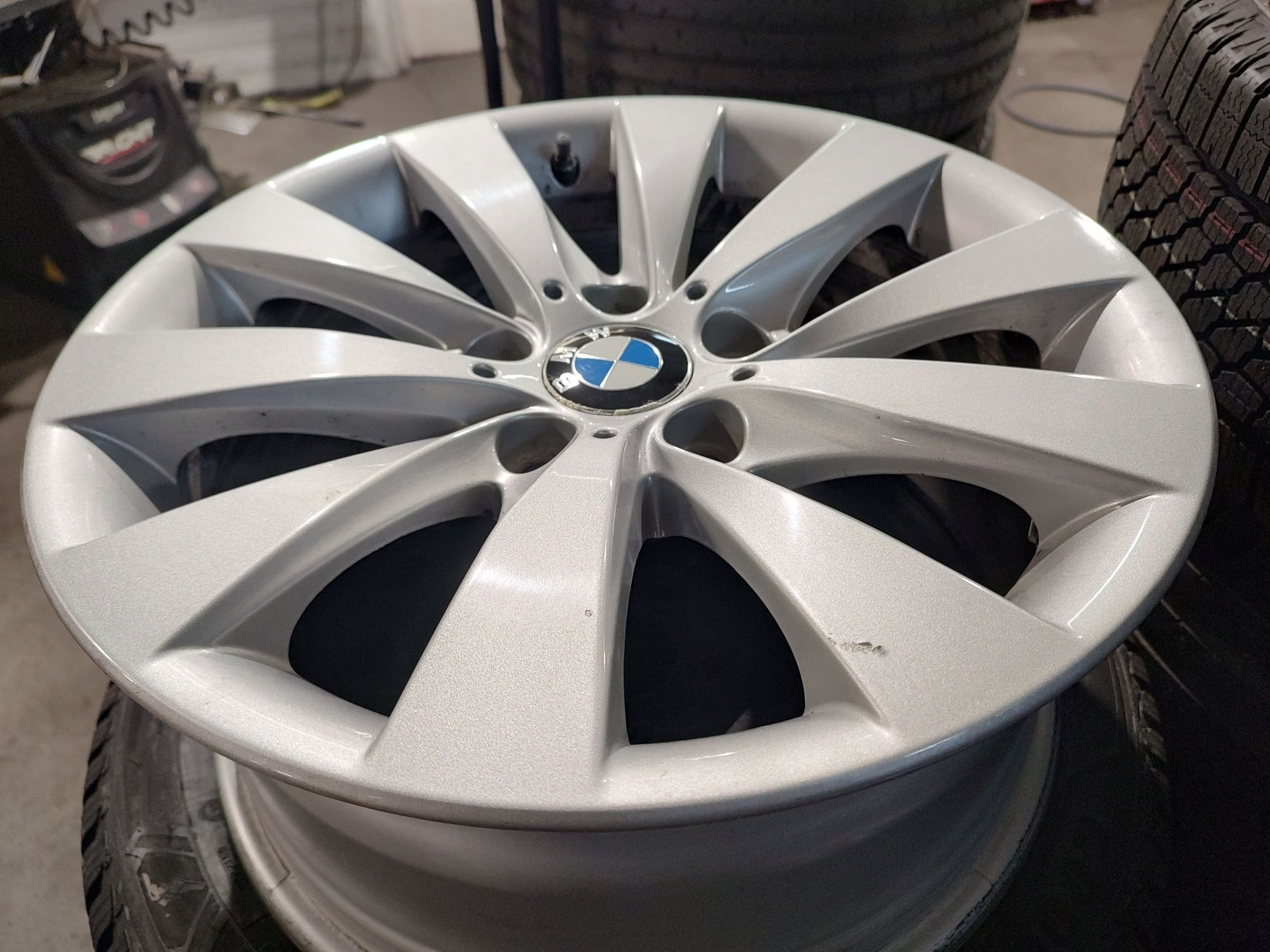 Felgi BMW 7.5Jx17 ET37 czujniki TPMS 5x120