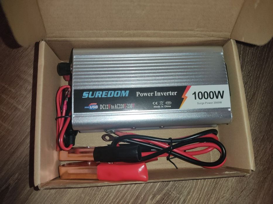 Інвертор (Перетворювач) із 12V в 220V 1000w