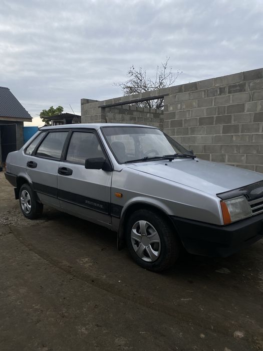 Продам ваз 21099 присутній торг