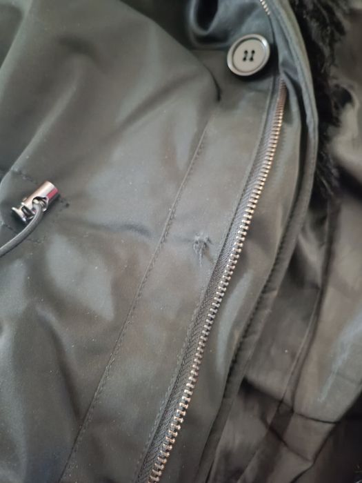 Czarna dłuższa kurtka zimowa damska r.S