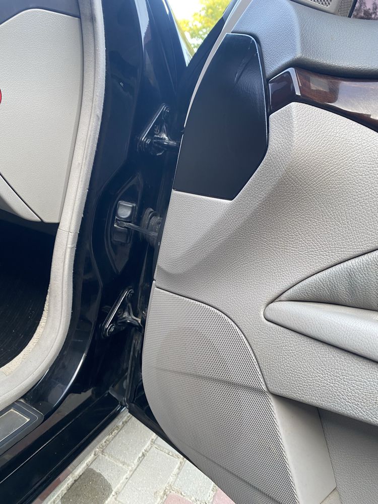 Mersedes-benz E-200