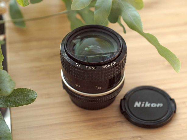 Nikon Nikkor 35mm f2 - Ai MF