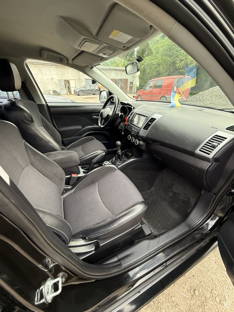 Продам Peugeot 4007
