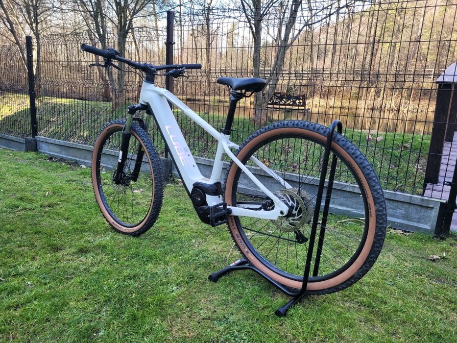 Cube Reaction  Hybrid  One 500 M