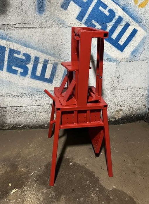 Пресс для брикетов Прес для виготовлення паливних брикетів