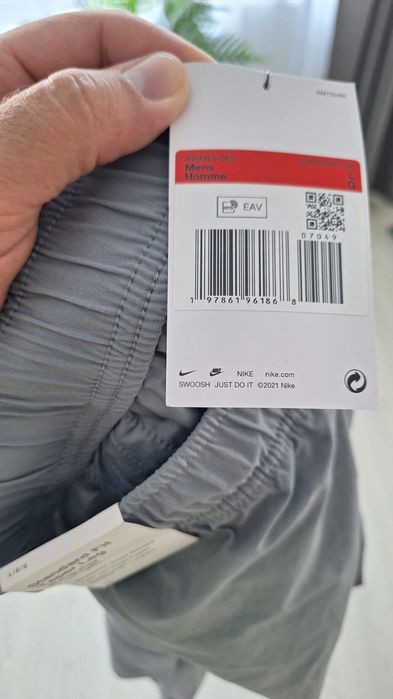 Костюм Nike Tech HV6514 065 размер L.