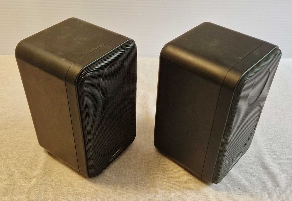 Wieża Sharp Magnetofon RT-10H i Amplituner SA-10H z głośnikami CP-N50H