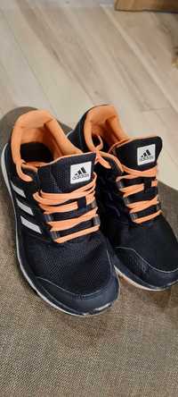 Buty ADIDAS r.39