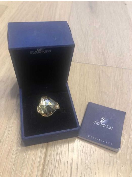 Розкішна каблучка Swarovski Helios Desert Glow Ring оригінал