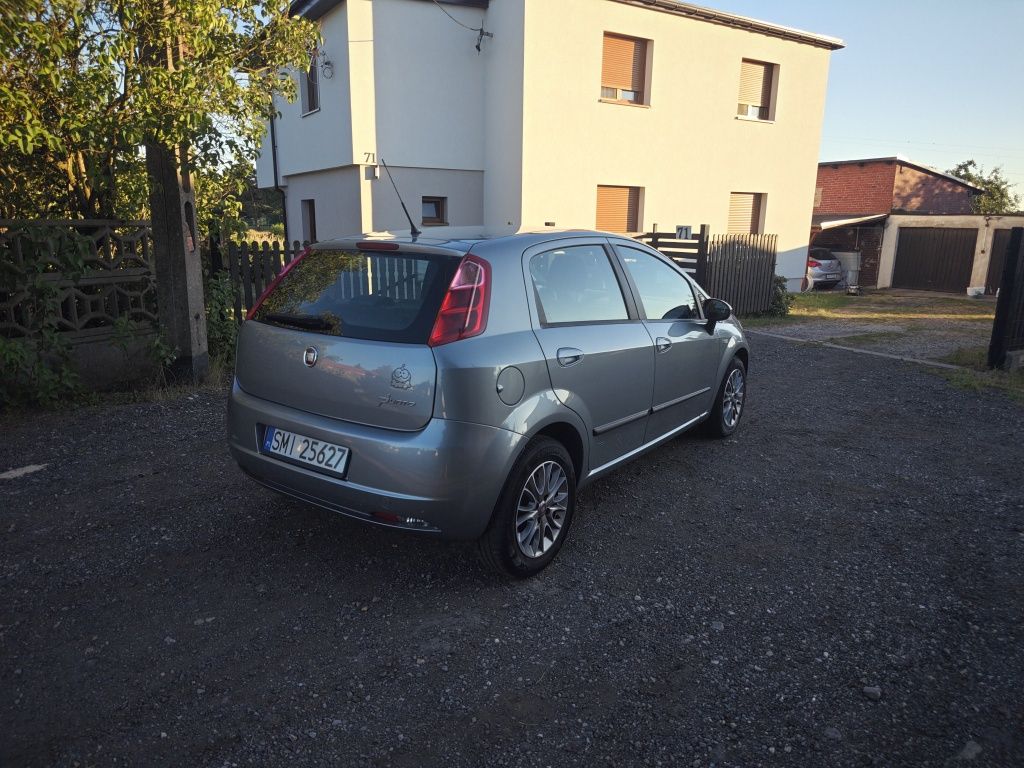 Fiat Grande Punto 1.4 8v 77 KM – klima, świeży rozrząd