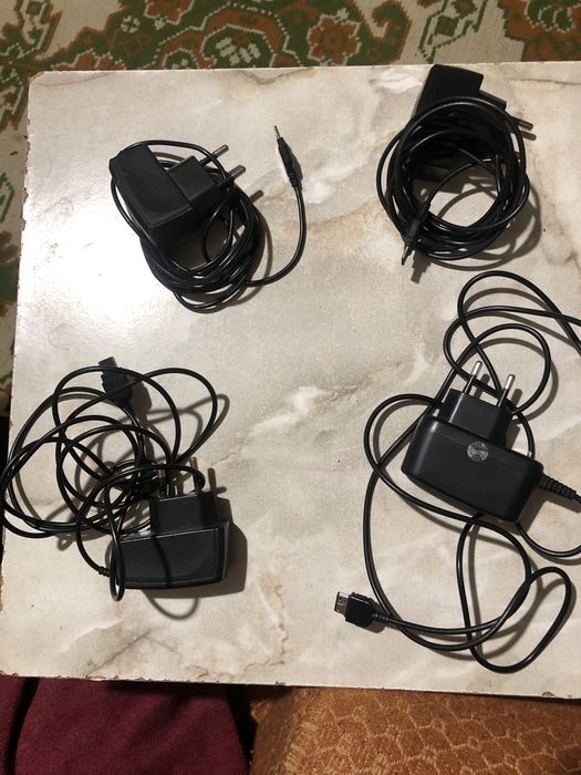 Зарядные устройства к мобильным кнопочным телефонам Самсунг