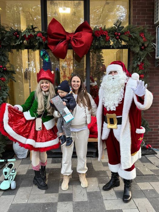 Привітання додому. Святий Миколай та Санта. Київ та область