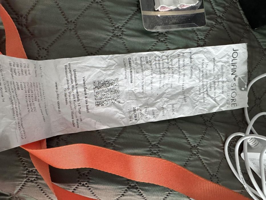 Фрейзер та лампа для манікюру з Німеччини