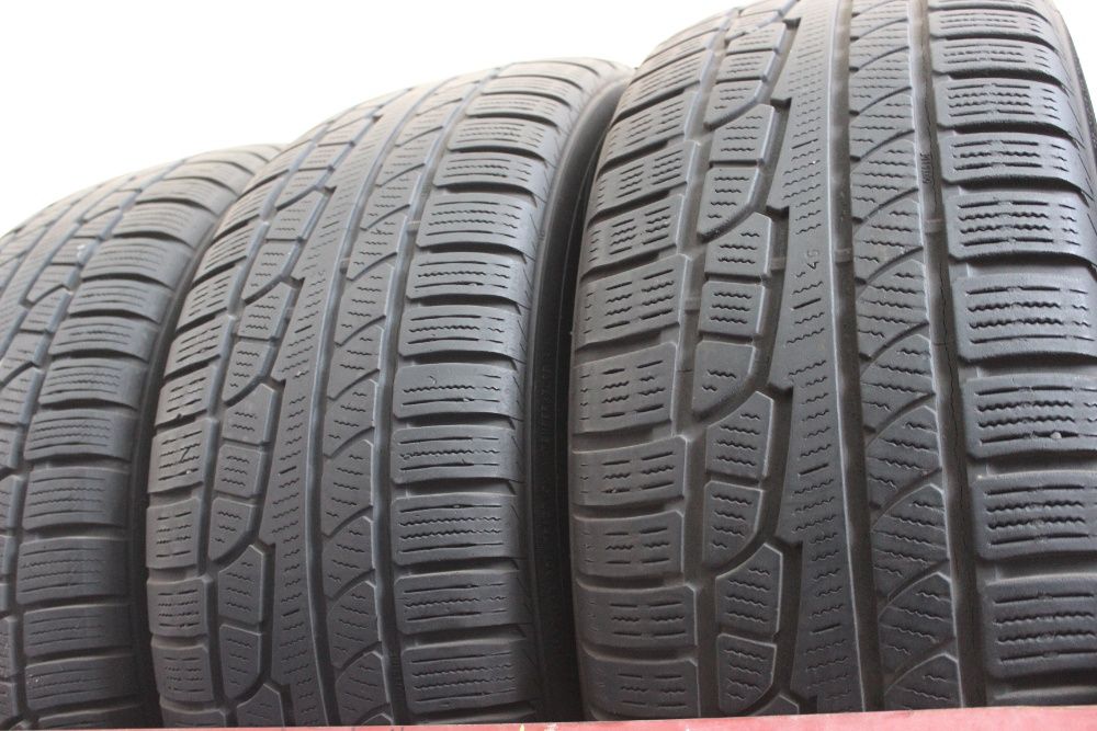 265-65-R17 NOKIAN WR комплект зимняя джиповская резина FINLAND
