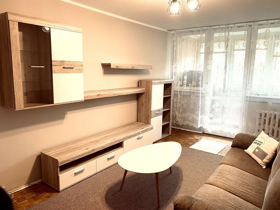 Do wynajęcia mieszkanie 2 pokojowe, osobna kuchnia, balkon ,piwnica