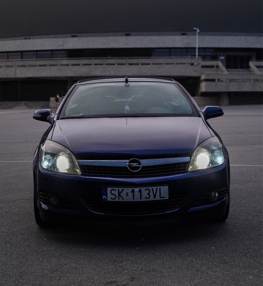 Opel Astra H Twintop 150+km 1.9 COSMO cabrio / kabriolet